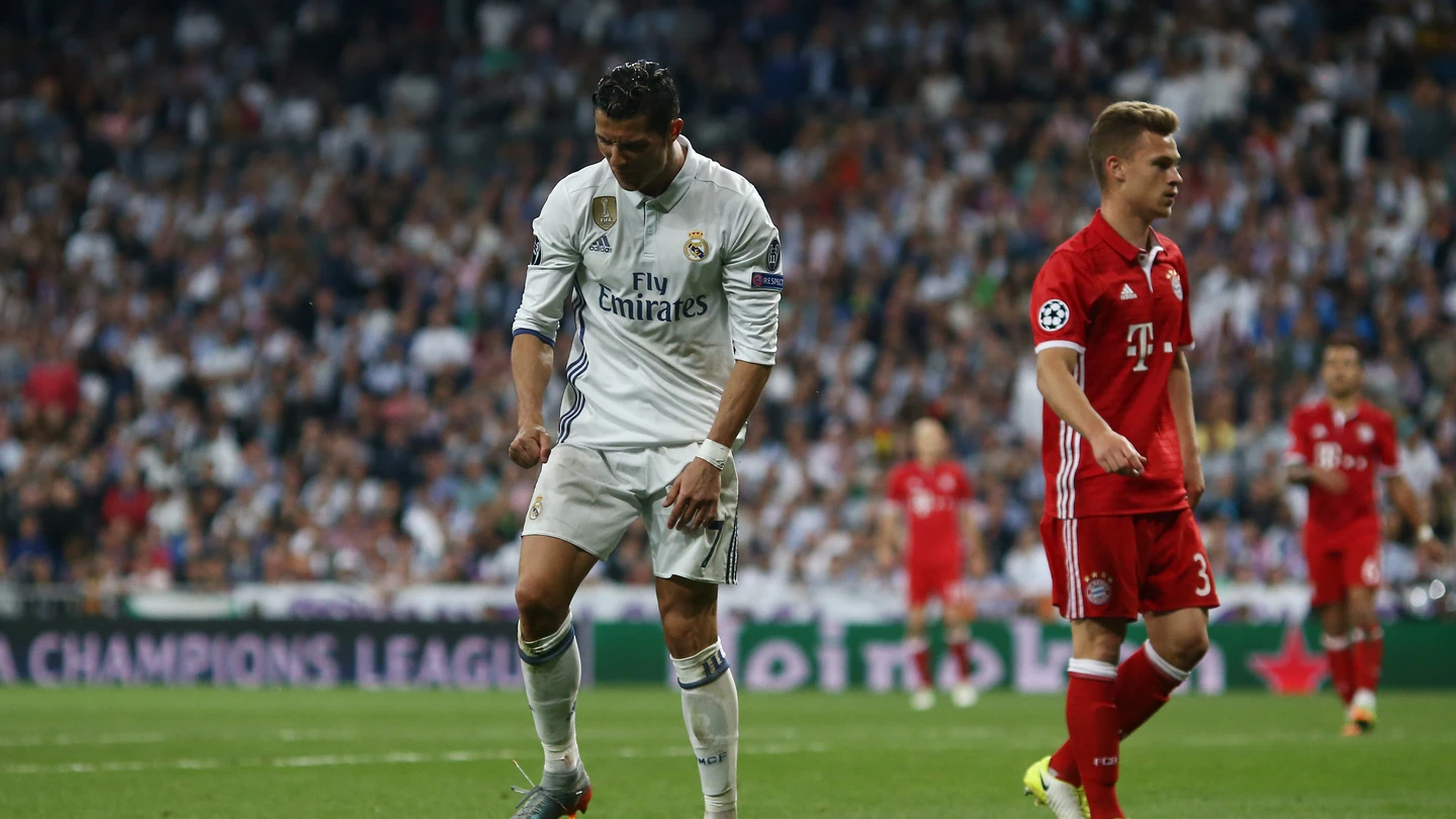 Cristiano Ronaldo, en acción ante el Bayern Cristiano Ronaldo, en acción ante el Bayern
