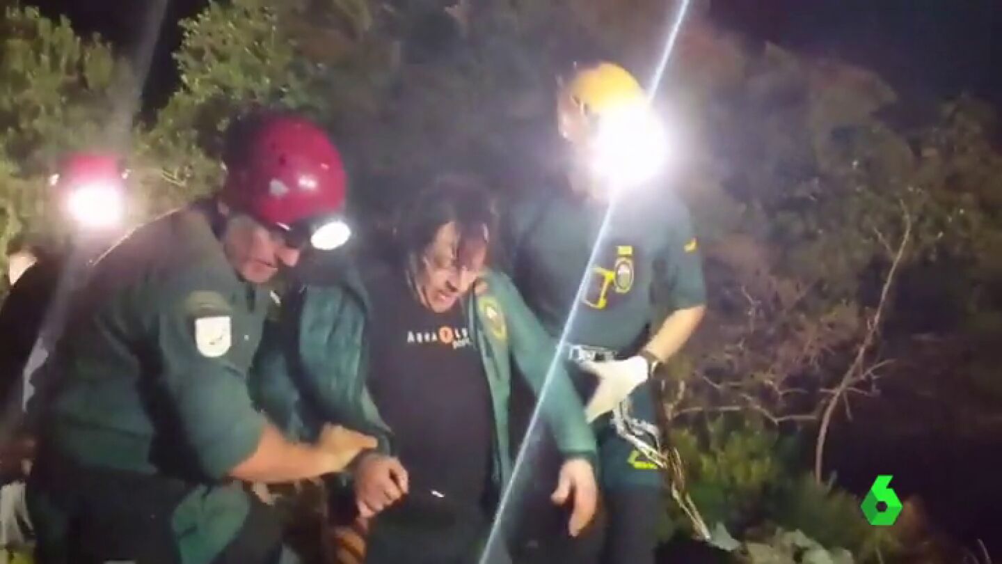 Frame 0.846304 de: Rescatado el espele&oacute;logo atrapado en una cueva en Mallorca desde hac&iacute;a dos d&iacute;as