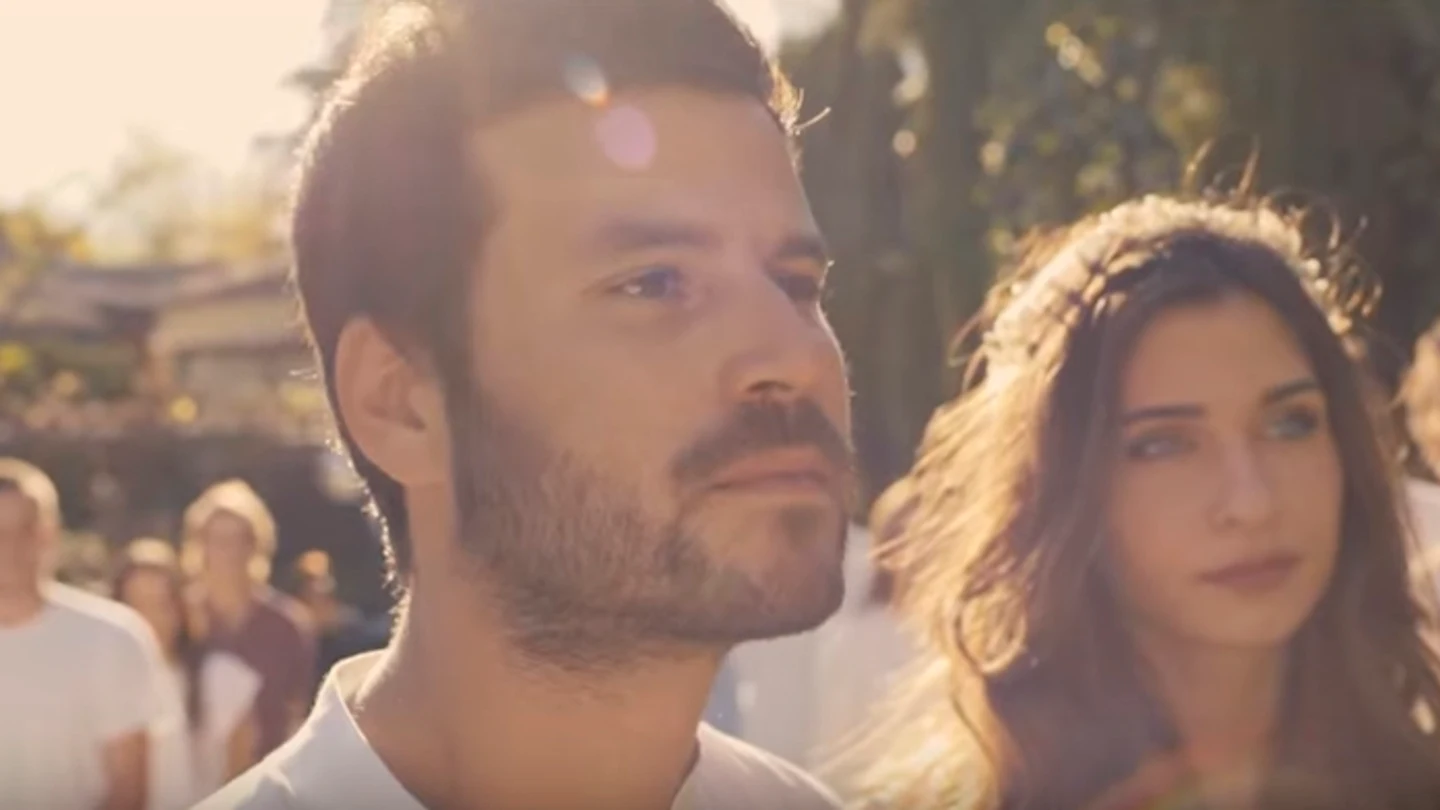 Willy Bárcenas en el videoclip de Taburete, Luna (Voy a por ti) Willy Bárcenas en el videoclip de Taburete, Luna (Voy a por ti)