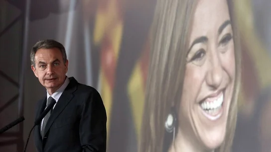 Zapatero en el homenaje a Carme Chacón Zapatero en el homenaje a Carme Chacón