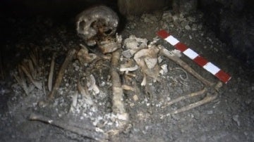 Aceleradores de particulas para datar una necropolis en los Pirineos
