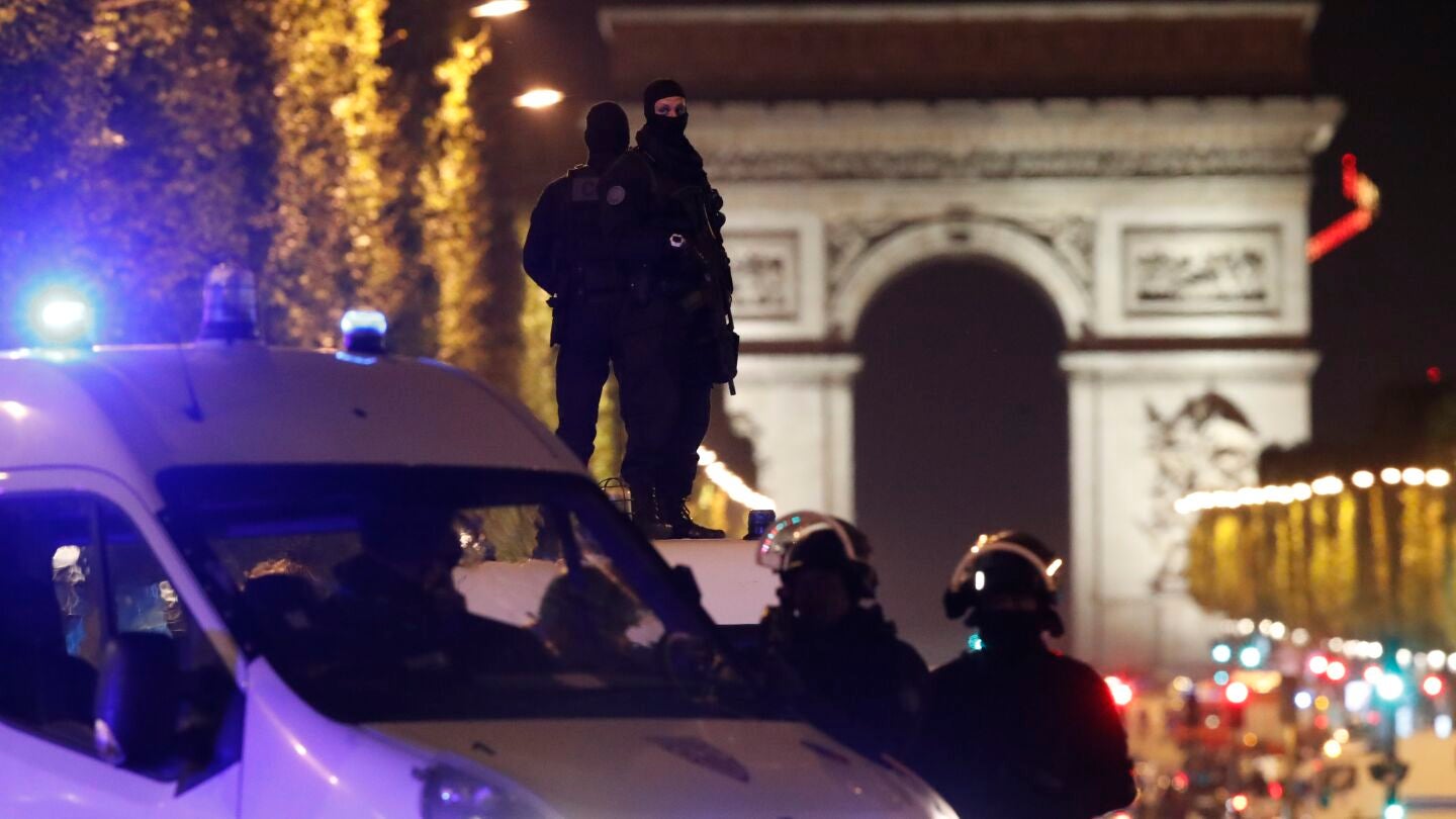 Ataque terrorista en los Campos El&iacute;seos de Par&iacute;s