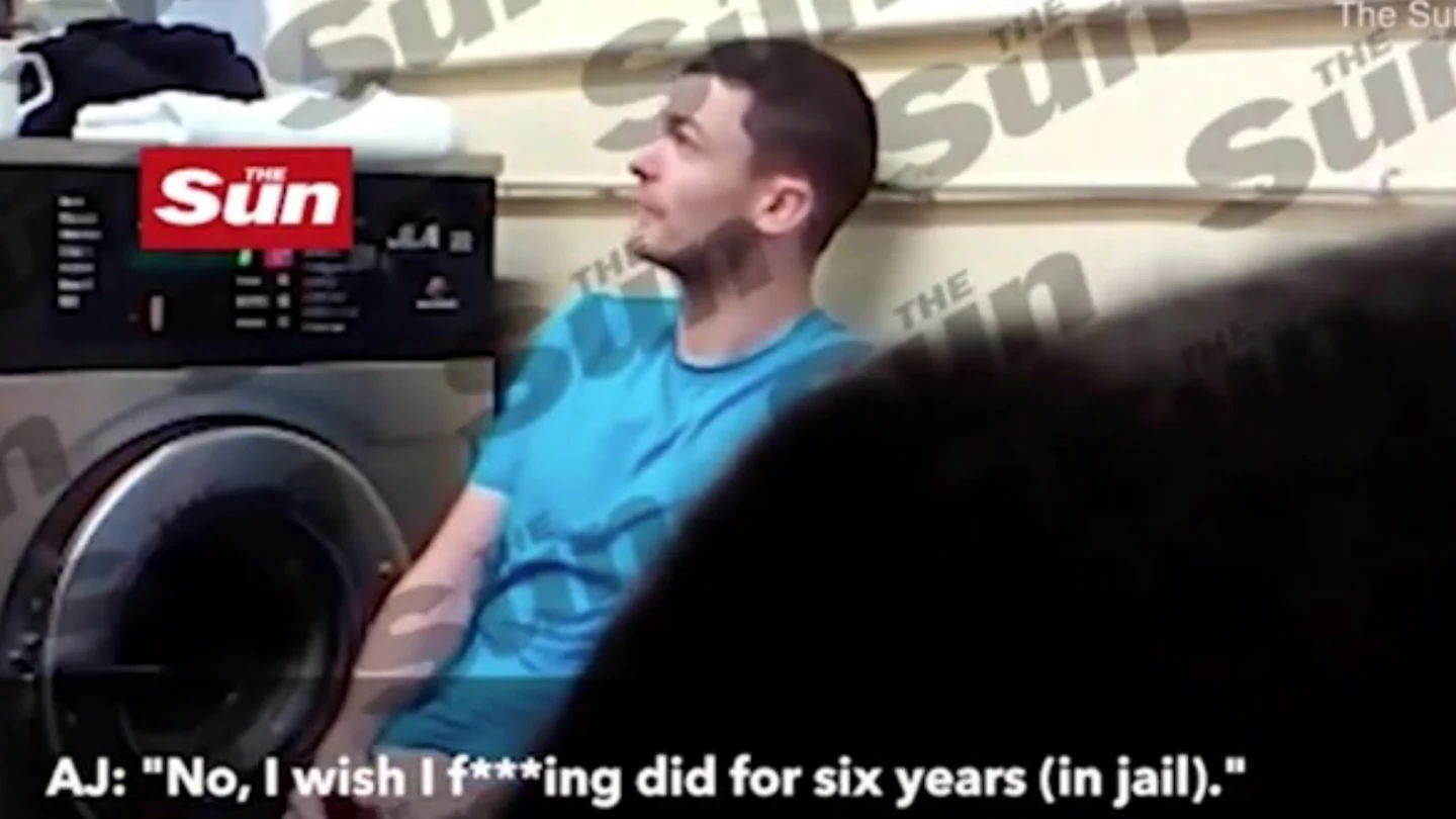 Adam Johnson, 'pillado' en un vídeo en la cárcel Adam Johnson, 'pillado' en un vídeo en la cárcel