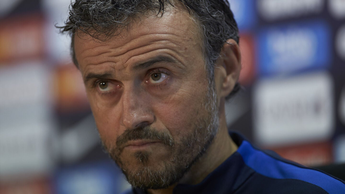 Luis Enrique, mientras da una rueda de prensa