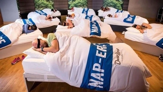 Un gimnasio ofrece clases de siesta de 45 minutos para padres cansados Un gimnasio ofrece clases de siesta de 45 minutos para padres cansados