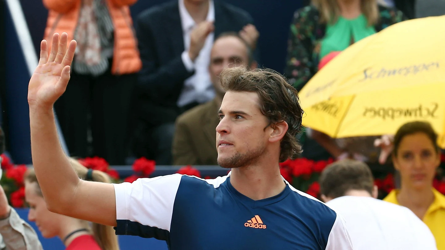 Dominic Thiem saludando al público del Conde de Godó Dominic Thiem saludando al público del Conde de Godó