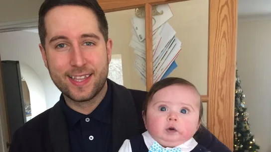 Richard Davies junto a su hijo Richard Davies junto a su hijo