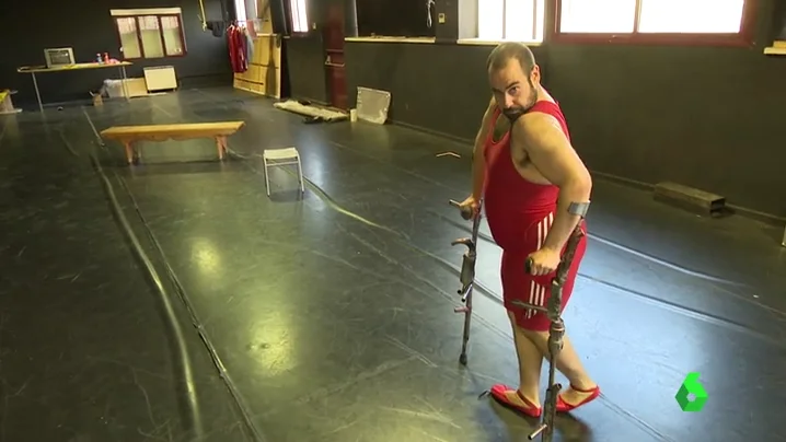 Alberto Velasco, un bailarín español de 120 kilos Alberto Velasco, un bailarín español de 120 kilos