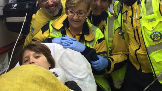 La mujer que ha dado a luz junto a los médicos del Samur La mujer que ha dado a luz junto a los médicos del Samur