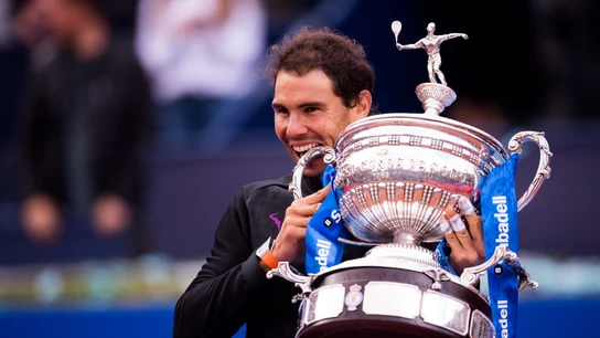 Rafa Nadal 'muerde' su décimo Conde de Godó Rafa Nadal 'muerde' su décimo Conde de Godó
