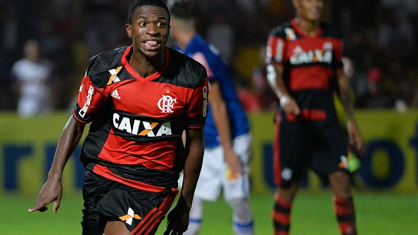 Vinicius Jr. celebra un gol con el Flamengo Vinicius Jr. celebra un gol con el Flamengo