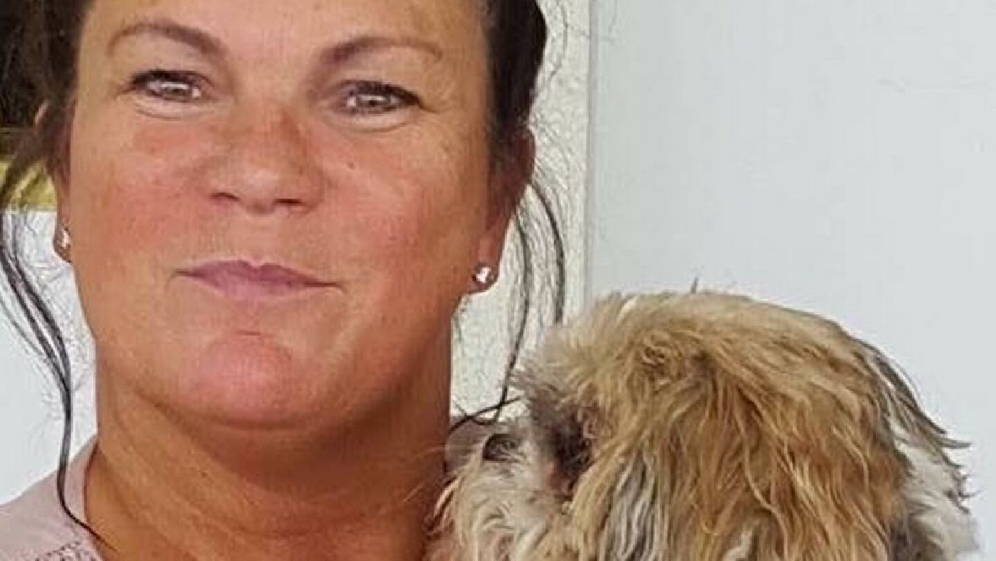 Mary Burguess con su perro