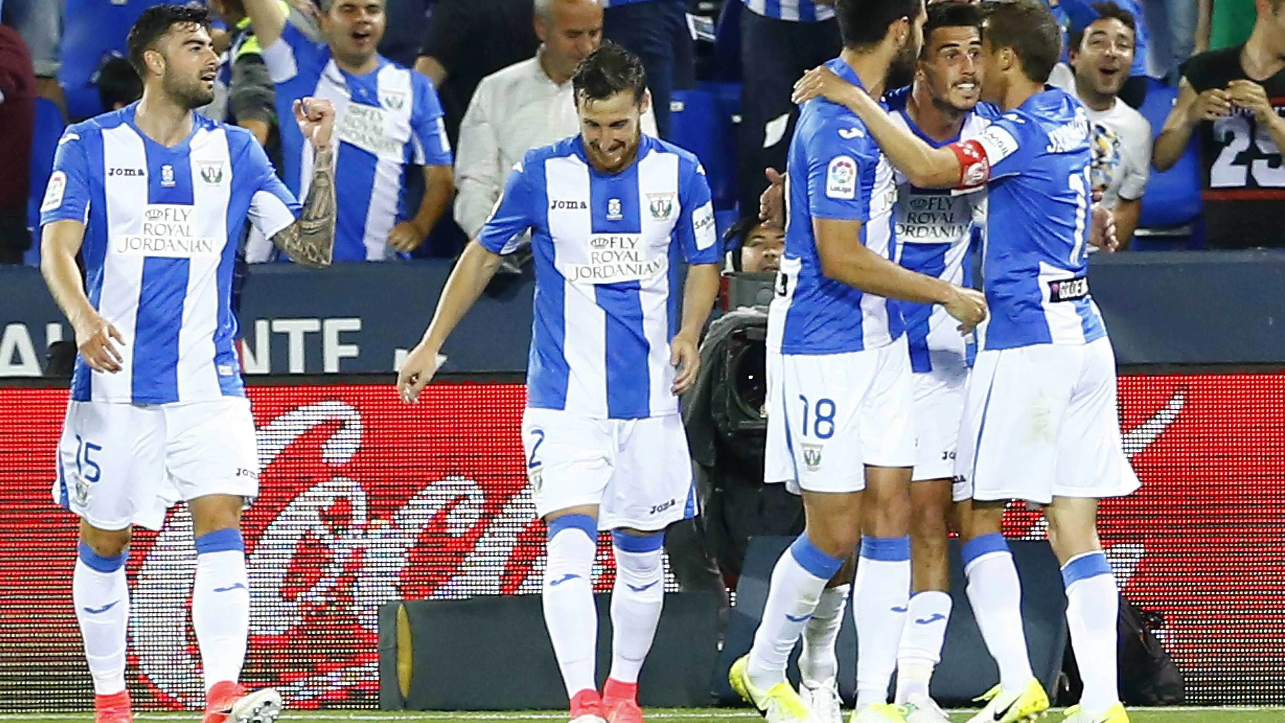 Los jugadores del Leganés celebran un gol ante el Betis en Butarque