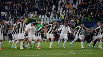 La Juventus celebrando su pase a la final de la Champions League