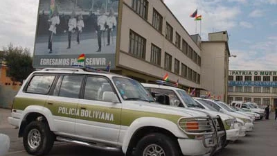 Coche de policía en Bolivia