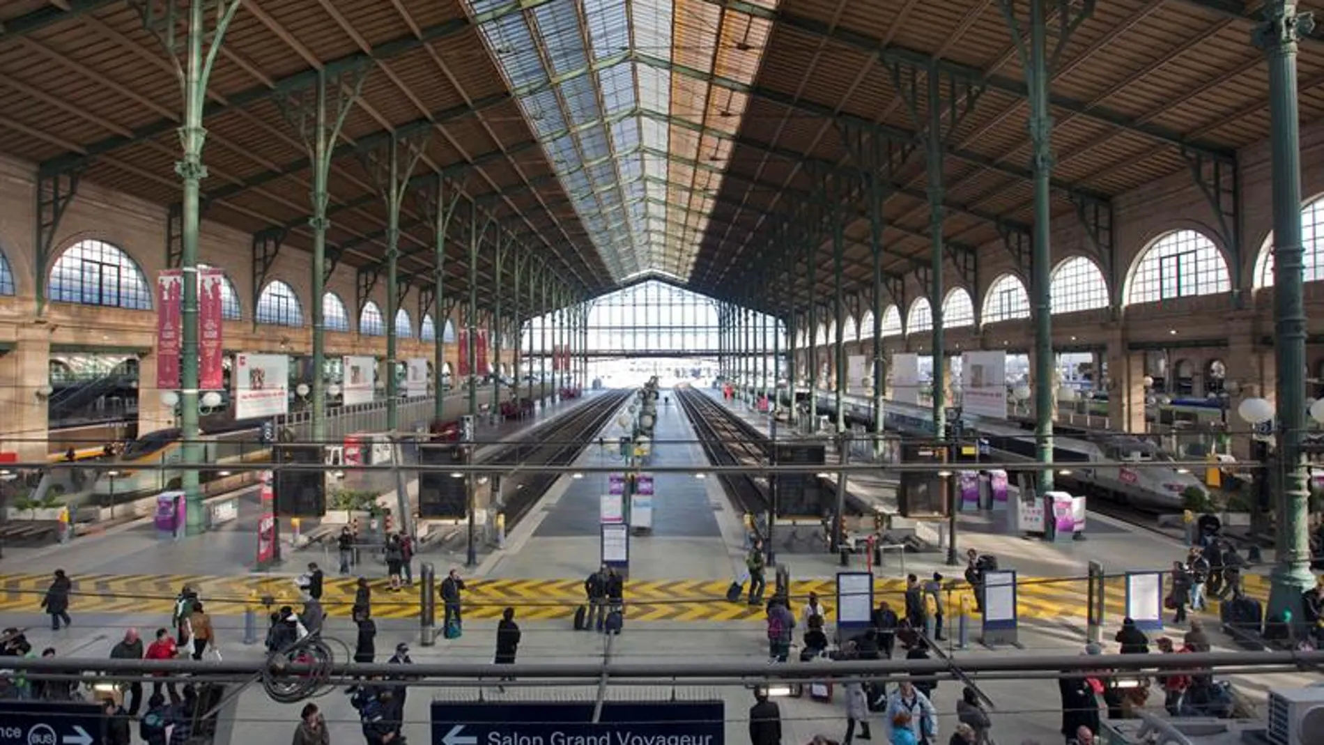 Vista general de la Estación del Norte, en París, Francia