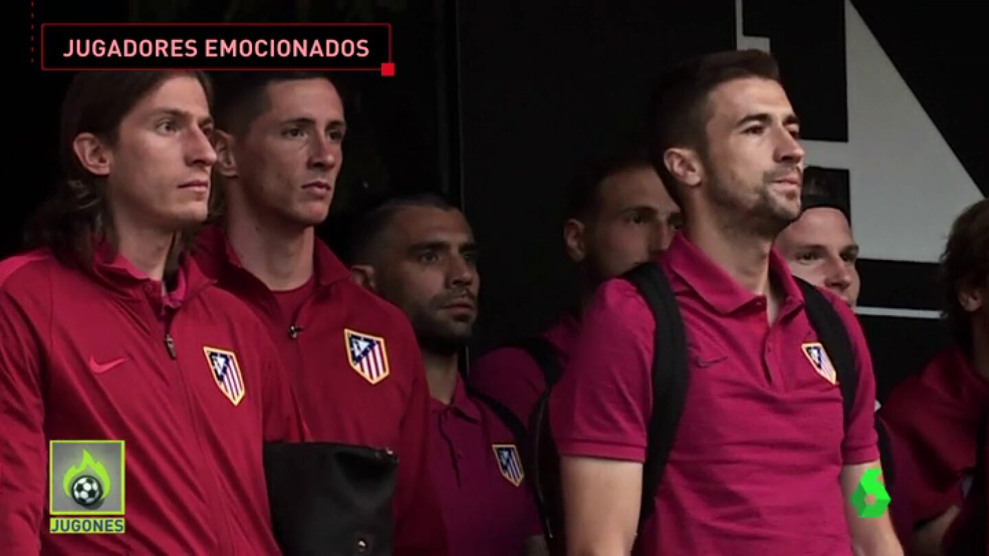 Frame 22.535757 de: Gabi, emocionado con el recibimiento de la afici&oacute;n del Atl&eacute;tico en el hotel