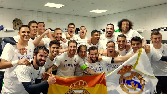El vestuario del Real Madrid celebra el pase a la final de la Champions El vestuario del Real Madrid celebra el pase a la final de la Champions