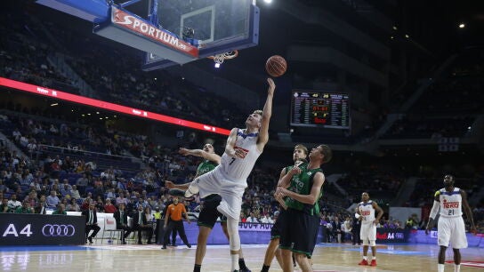 Doncic realiza un rectificado a lo Jordan ante el Joventut