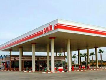 Estación de gasolina de AVIA en La Carlota, Córdoba Estación de gasolina de AVIA en La Carlota, Córdoba
