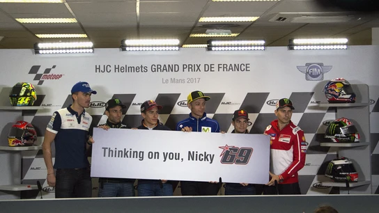 Los pilotos de MotoGP mandan ánimos a Nicky Hayden Los pilotos de MotoGP mandan ánimos a Nicky Hayden
