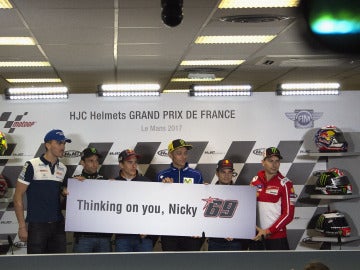 Los pilotos de MotoGP mandan &aacute;nimos a Nicky Hayden