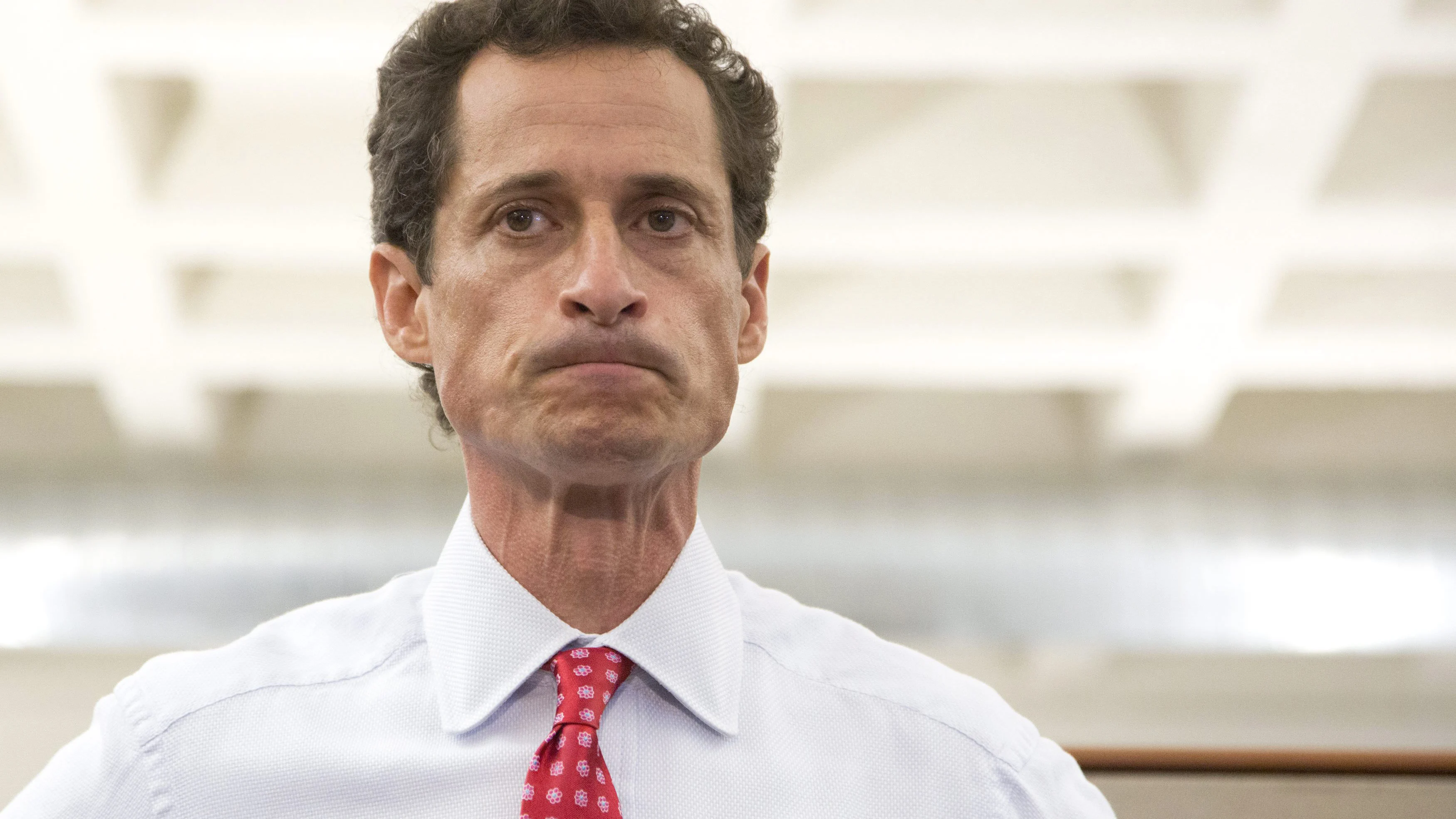 Excongresista Weiner se declara culpable en caso de "sexting" con una menor