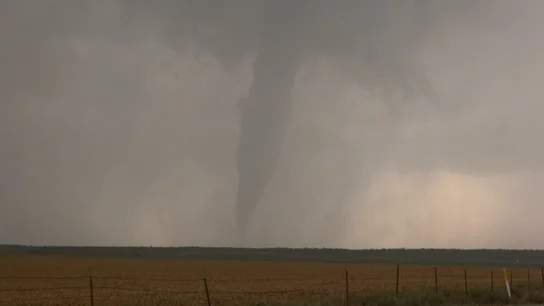 Dos tornados en Ocklahoma y Wisconsin dejan dos muertos Dos tornados en Ocklahoma y Wisconsin dejan dos muertos