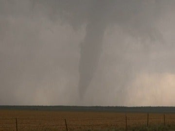 Dos tornados en Ocklahoma y Wisconsin dejan dos muertos Dos tornados en Ocklahoma y Wisconsin dejan dos muertos