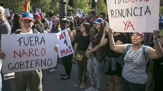 Opositores al régimen de Maduro exigen el fin de la represión en Venezuela Opositores al régimen de Maduro exigen el fin de la represión en Venezuela