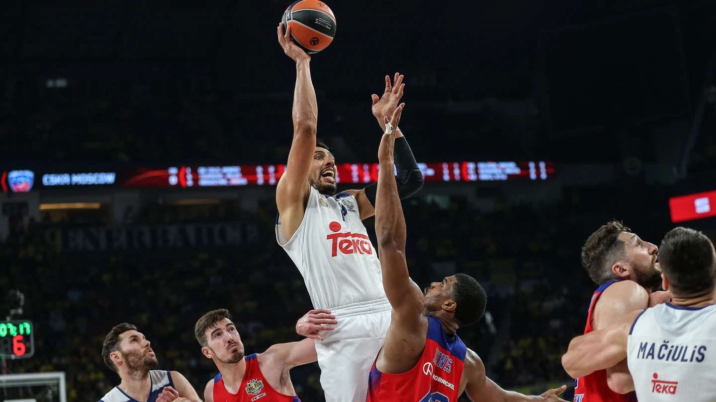 El Real Madrid de baloncesto contra el CSKA en Euroliga El Real Madrid de baloncesto contra el CSKA en Euroliga