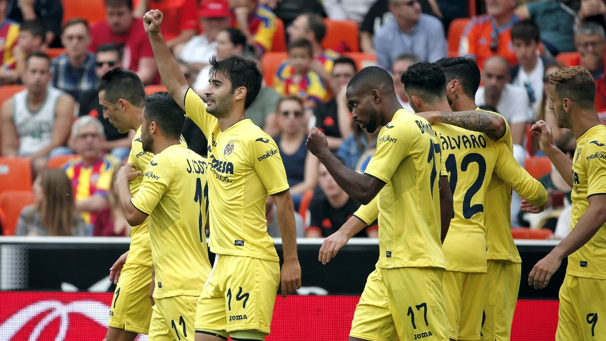 El Villarreal celebra un gol
