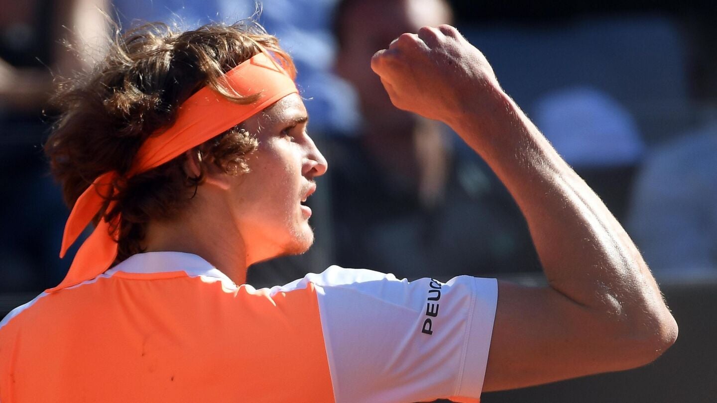 Zverev levanta el pu&ntilde;o y celebra su victoria en Roma