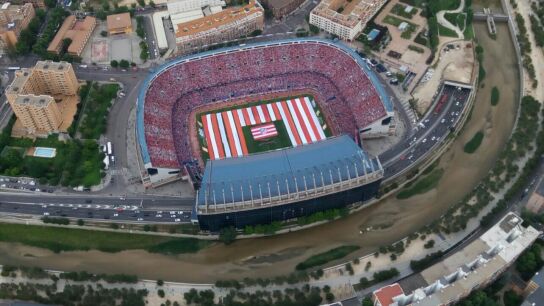 El Calder&oacute;n, visto desde arriba en el homenaje de despedida