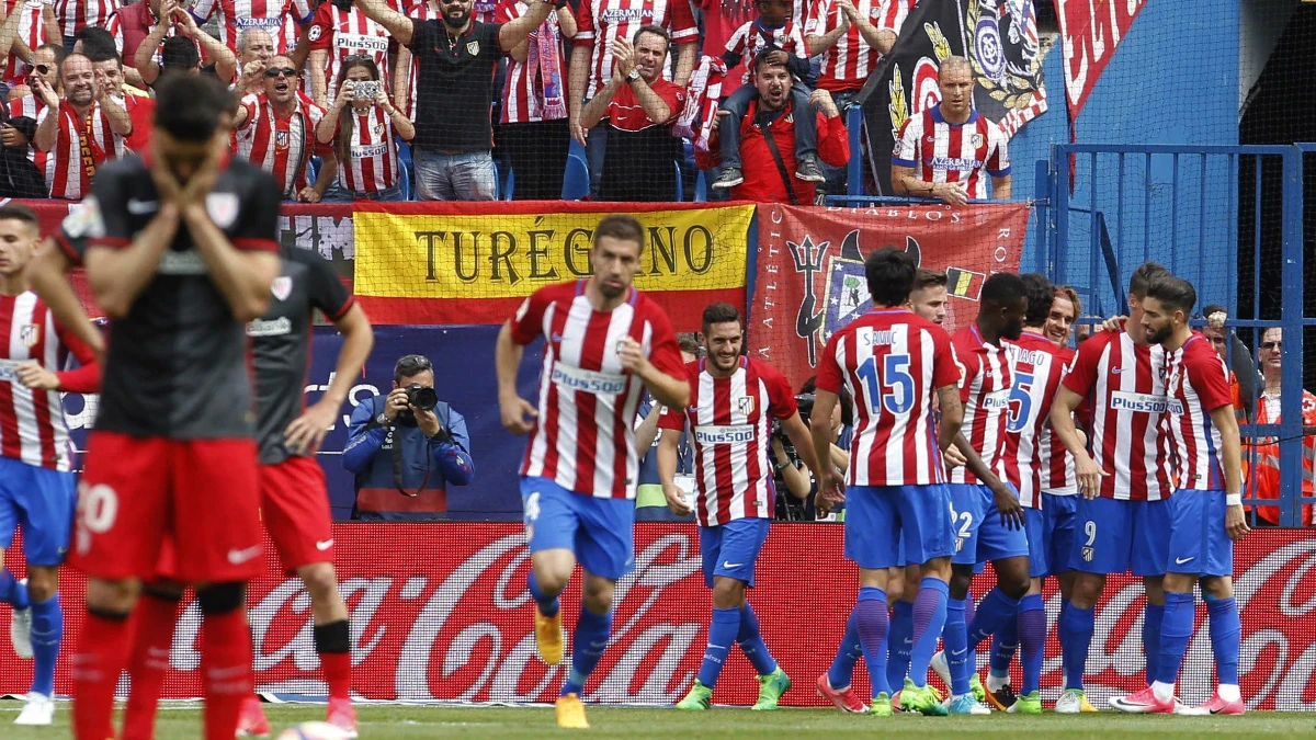 El Atlético celebra un gol ante el Athletic