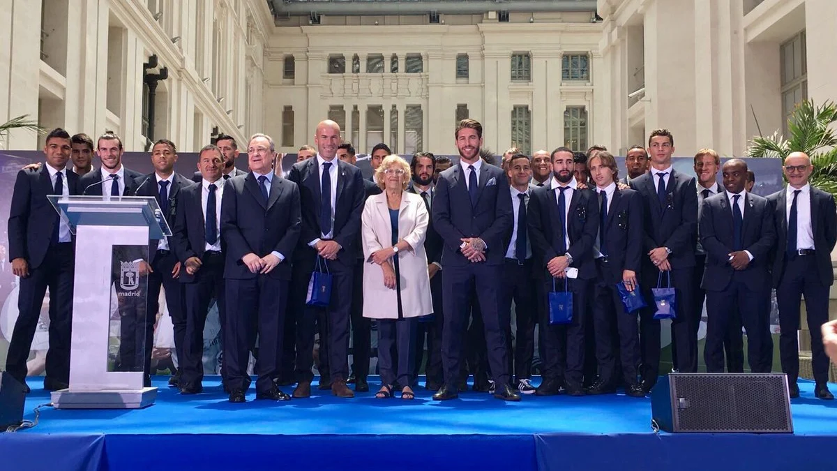 La visita del Madrid al Ayuntamiento La visita del Madrid al Ayuntamiento