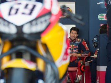 Nicky Hayden. en una carrera del Mundial de Superbikes