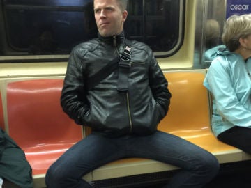 Manspreading Manspreading