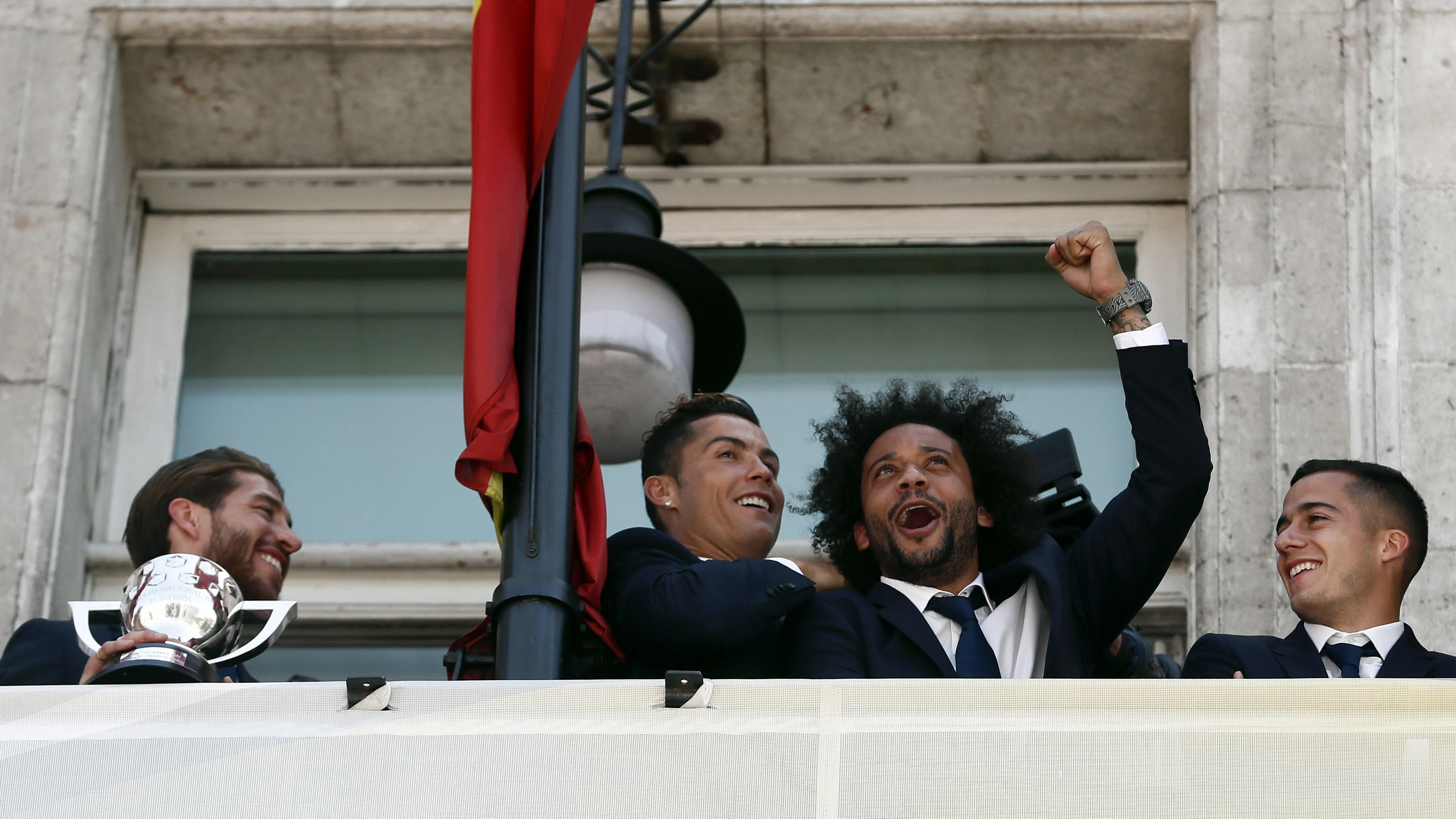 Cristiano Ronaldo, Ramos, Marcelo y Lucas Vázquez en la Puerta del Sol Cristiano Ronaldo, Ramos, Marcelo y Lucas Vázquez en la Puerta del Sol