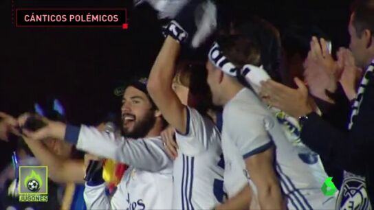 Frame 33.57312 de: "&iexcl;Piqu&eacute;, c..., saluda al campe&oacute;n!"