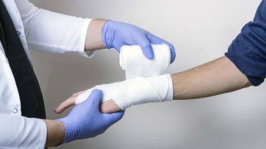 El juego de 'El abecedario del diablo' provoca heridas en las manos que tardan en cicatrizar El juego de 'El abecedario del diablo' provoca heridas en las manos que tardan en cicatrizar