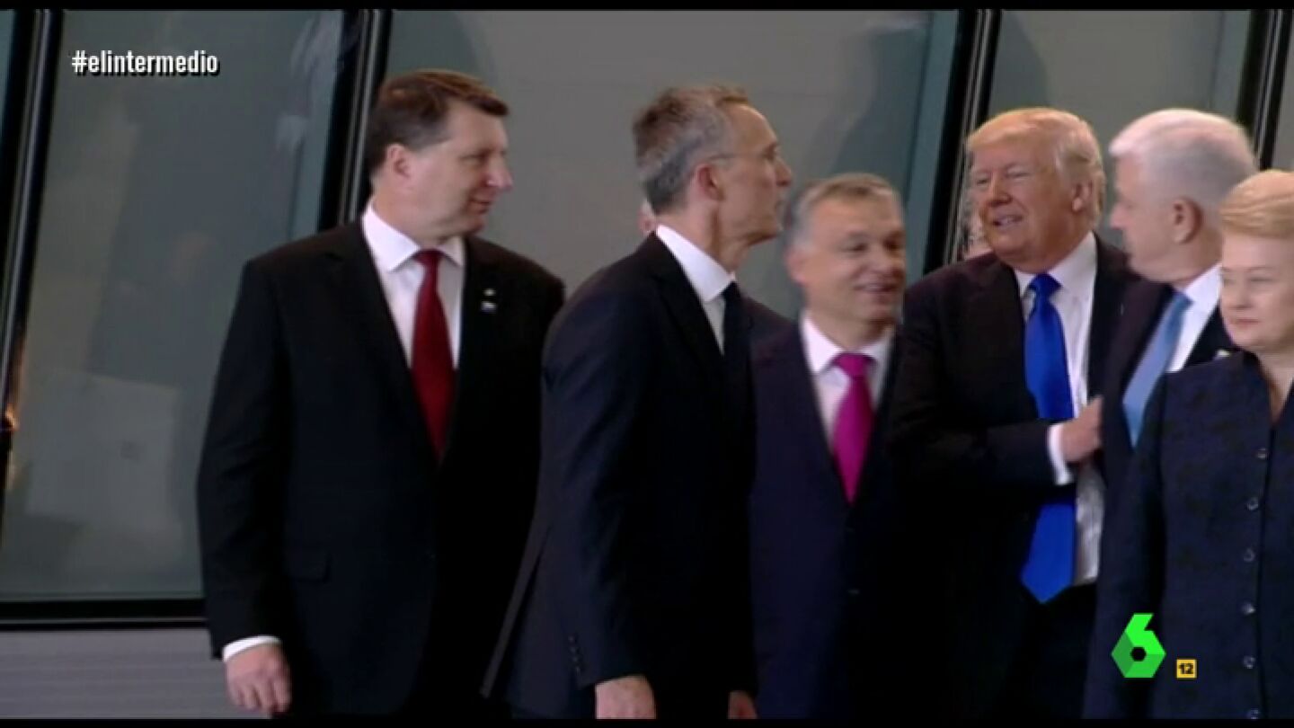 Frame 58.247207 de: trump