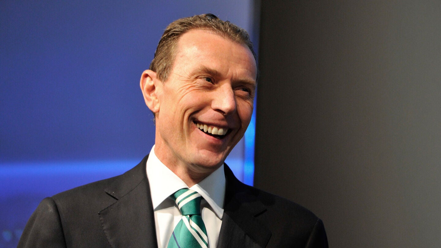 Emilio Butrague&ntilde;o, durante un acto con el Real Madrid