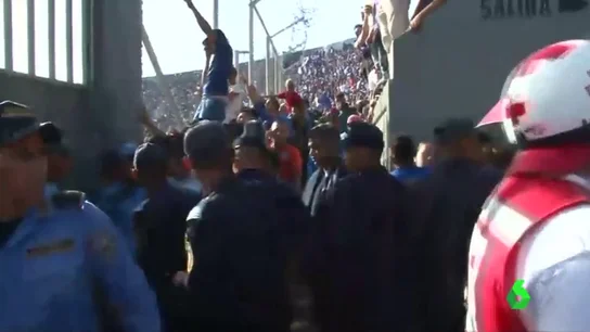 Estampida en un estadio de Honduras Estampida en un estadio de Honduras