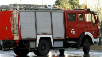 Foto de archivo de un coche de bomberos en Madrid