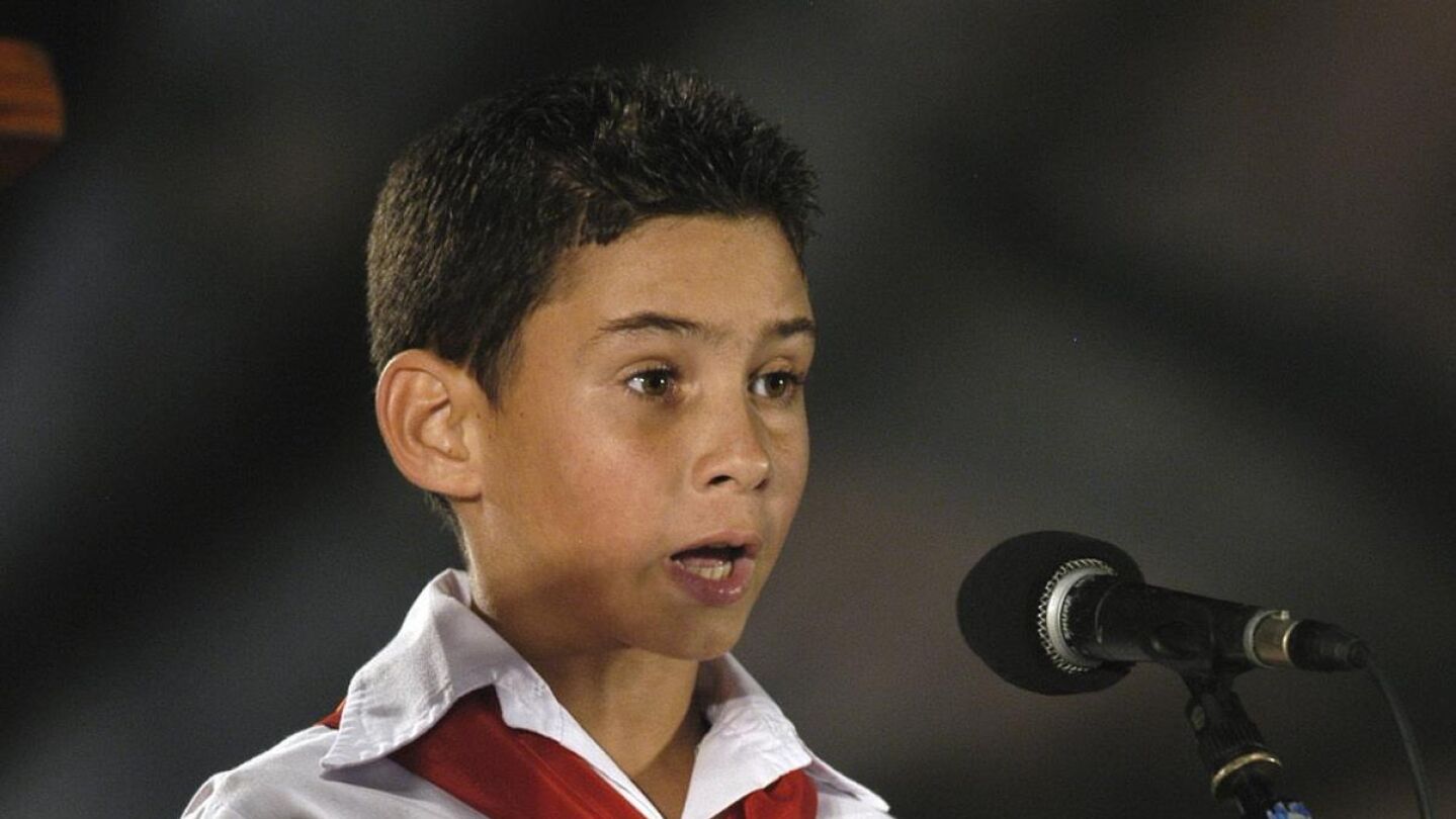  Eli&aacute;n Gonz&aacute;lez participando en un debate en La Habana