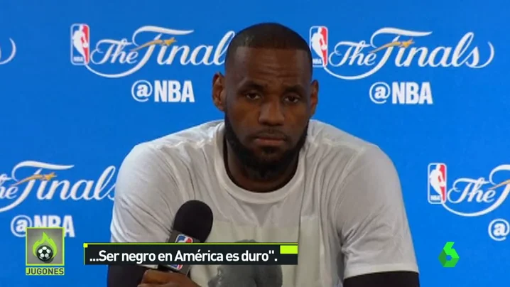 Frame 13.545773 de: LeBron James, tras las pintadas racistas en su casa: "Ser negro en América es duro"