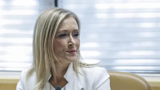 Cristina Cifuentes, al inicio de su comparecencia en la comisión de investigación Cristina Cifuentes, al inicio de su comparecencia en la comisión de investigación