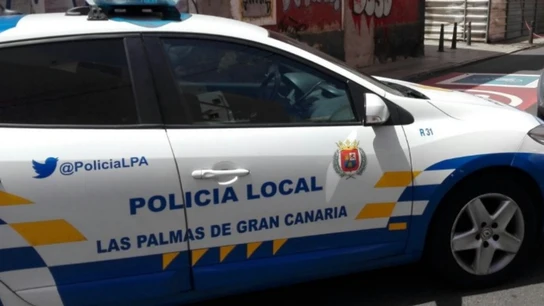 Coche de la policía local de Las Palmas de Gran Canaria Coche de la policía local de Las Palmas de Gran Canaria