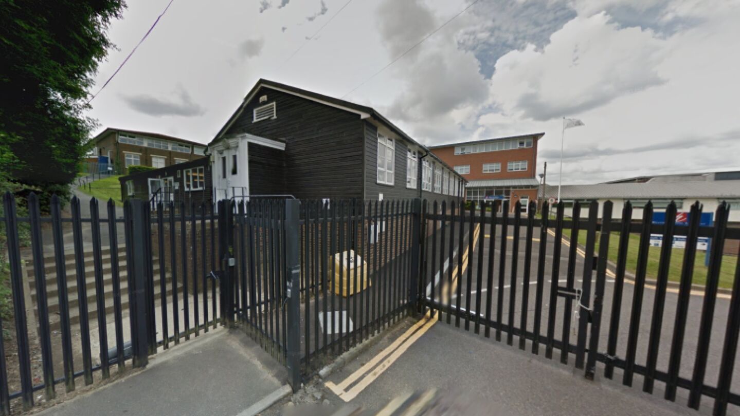 Hillview School para ni&ntilde;as en Kent, en Reino Unido